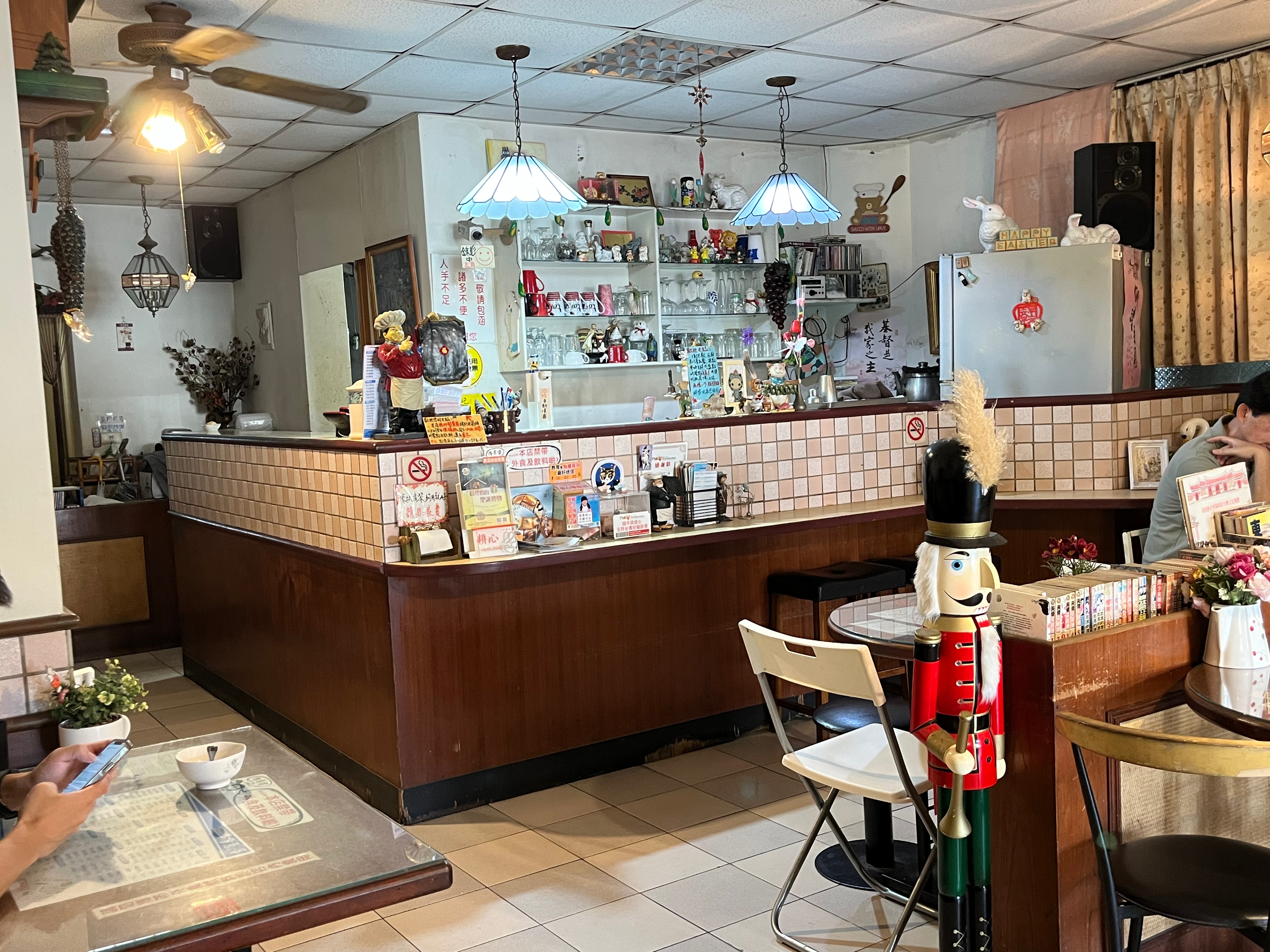 台南平日中午好去處：溫馨小餐館推薦